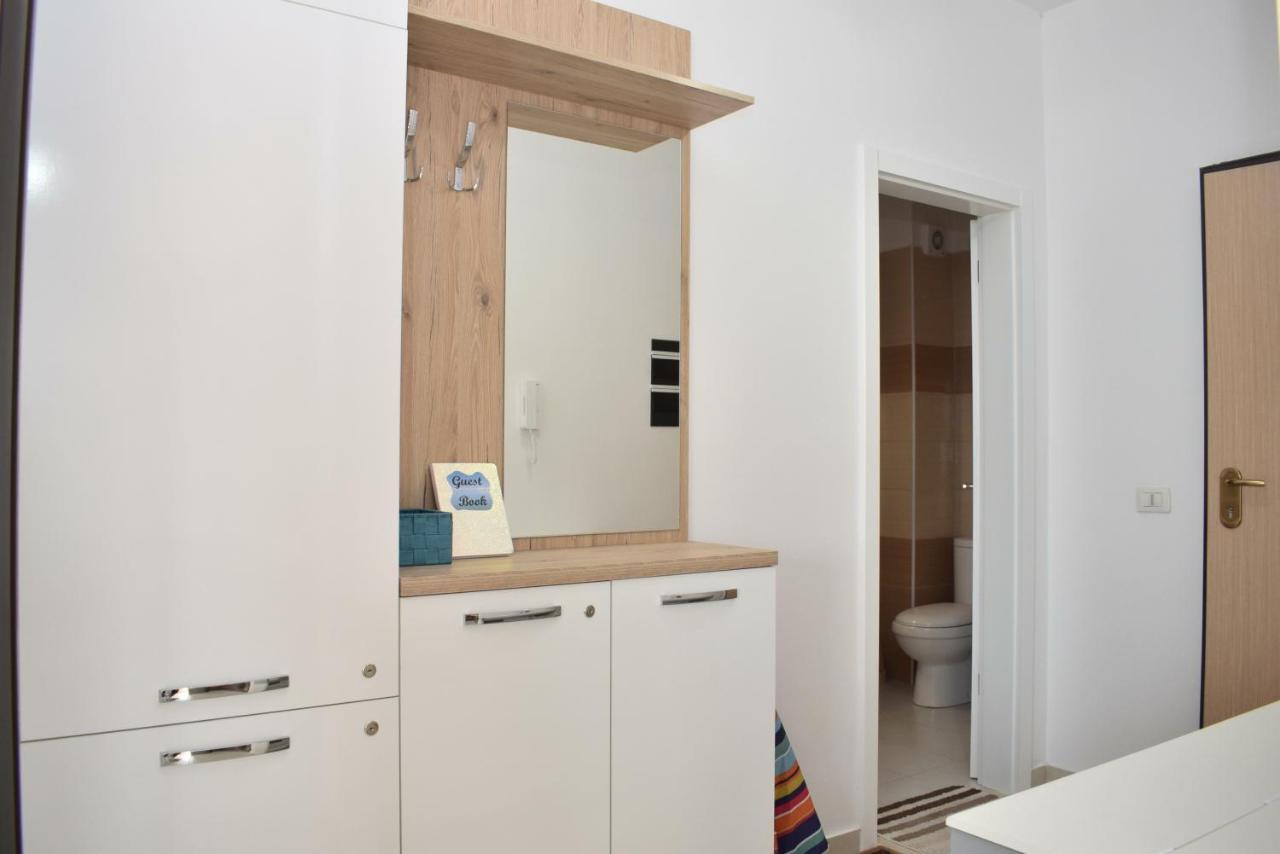 Sea View Apartment - 007 Vlore Ngoại thất bức ảnh