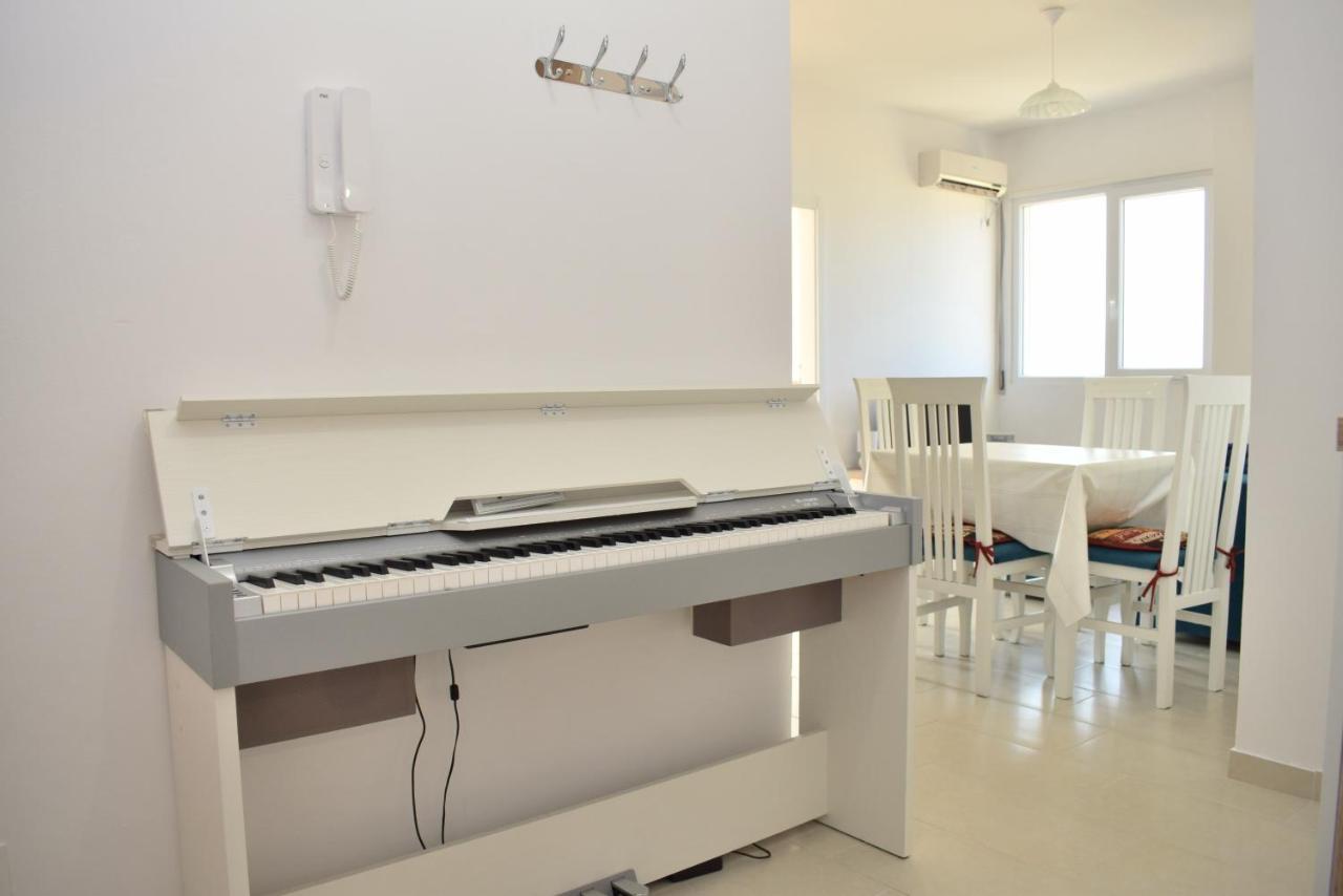 Sea View Apartment - 007 Vlore Ngoại thất bức ảnh